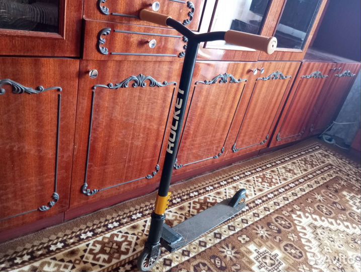 Трюковой самокат