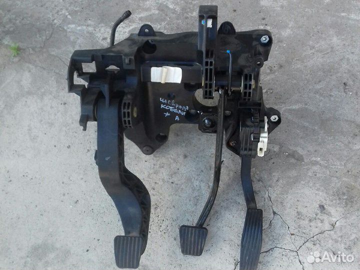 Педали шевроле кобальт равон