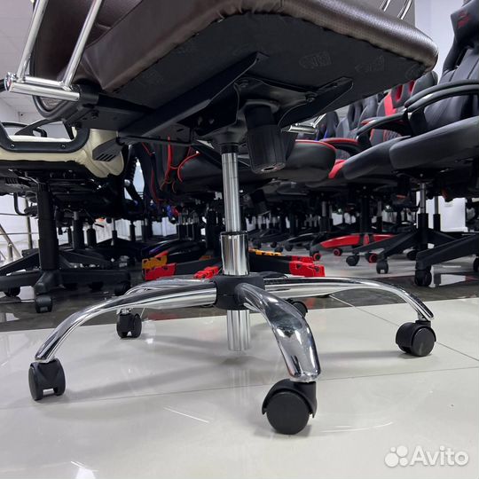 Кресло руководителя метта-32 (mpes) /подл.116/осн