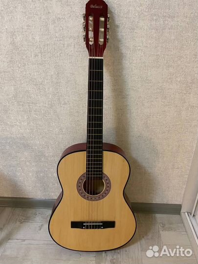 Акустическая гитара belucci