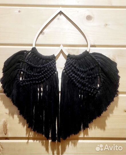 Панно из макраме, крылья