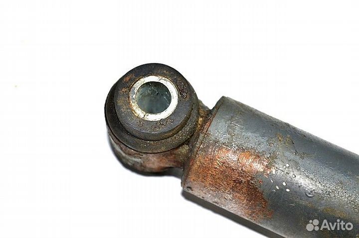 Амортизатор бокового качения кабины, левый mercede