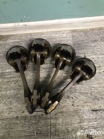 Поршень с шатуном Toyota Corolla 150