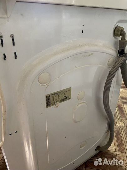 Стиральная машина Hansa