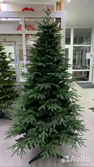 Елка искусственная