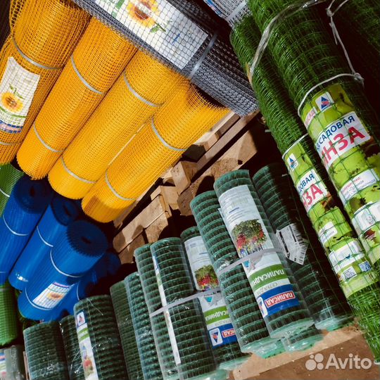 Сетка пластиковая для различных дачных нужд