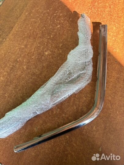 Молдинг бампера w202