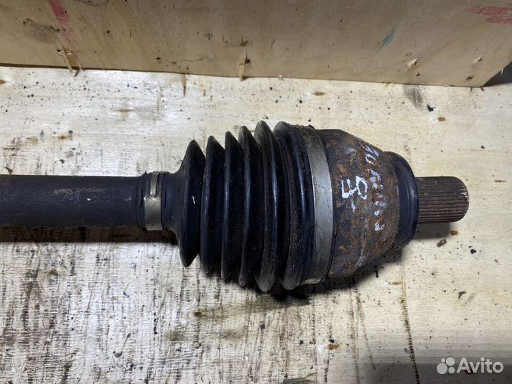 Приводной вал правый Mondeo 4 1,8 дизель МКПП P84