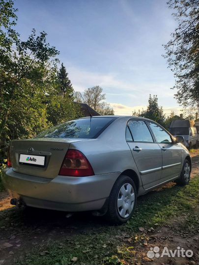 Toyota Corolla, 2004