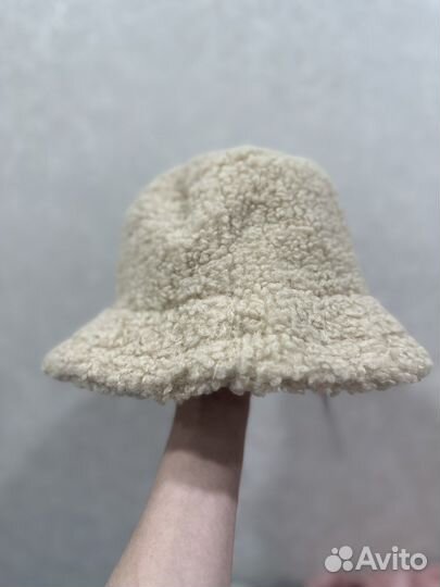 Шапки и панамы