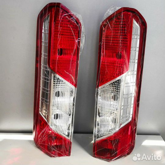 Фонарь задний Ford Transit c 2014 года