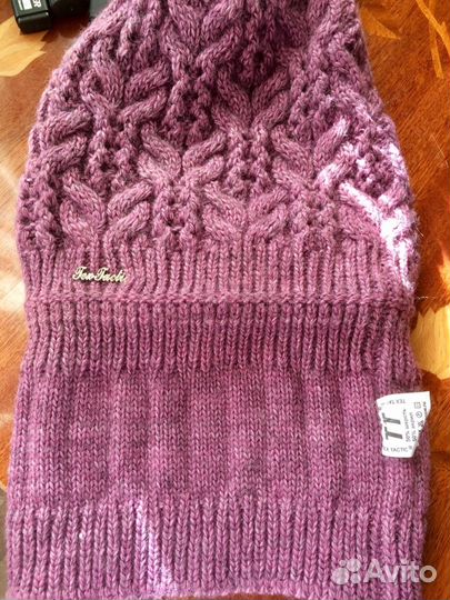 Красивая двойная шапка с помпоном