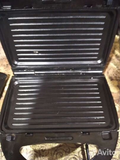 Электрическая вафельница