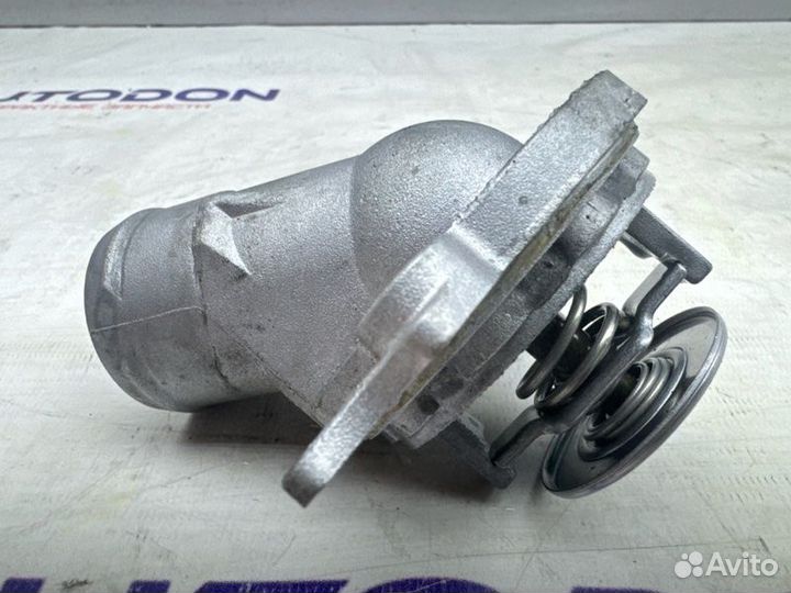 Термостат Mercedes E-Class W211 M112.949/3.2