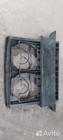 Подстаканник Nissan Serena c23