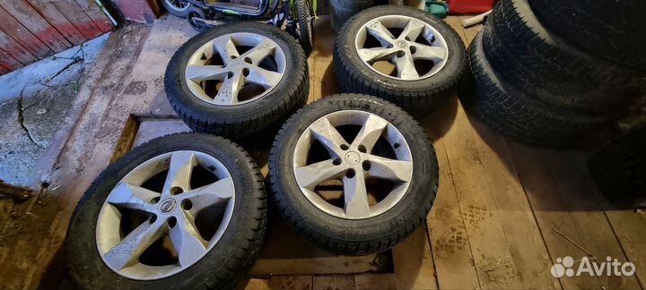 Колеса диски с резиной r16 5x114 3 nissan