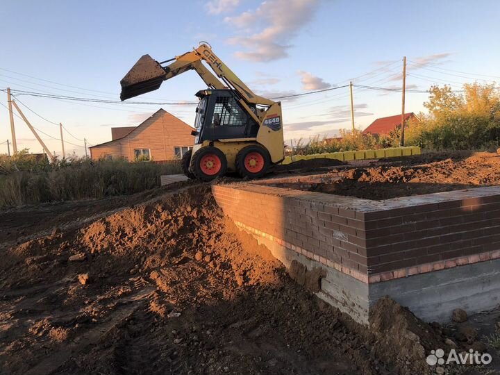 Услуги минипогрузчика