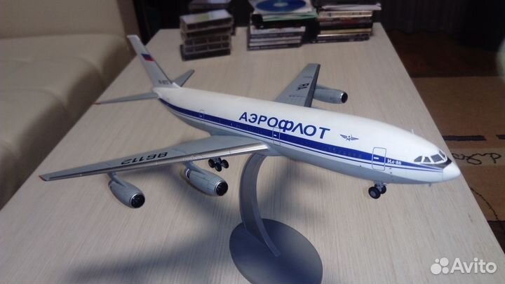 Модель Ил-86 в масштабе 1:144