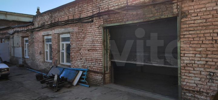 Склад, 300 м²