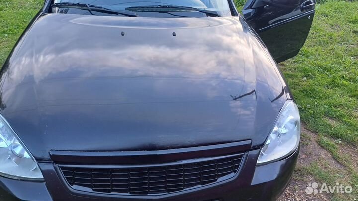 Капот priora бу