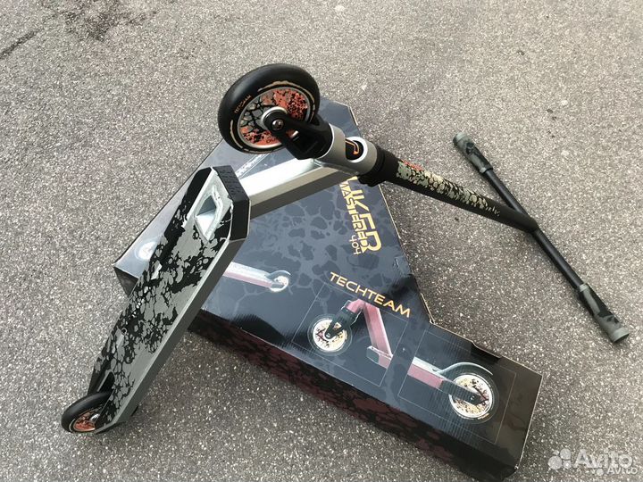 Трюковой самокат тт Duker 404