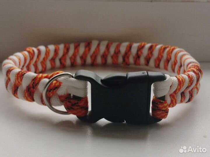 Ошейник из паракорда