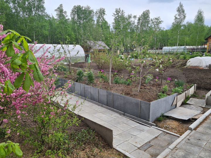 Дом 89 м² на участке 9,15 га