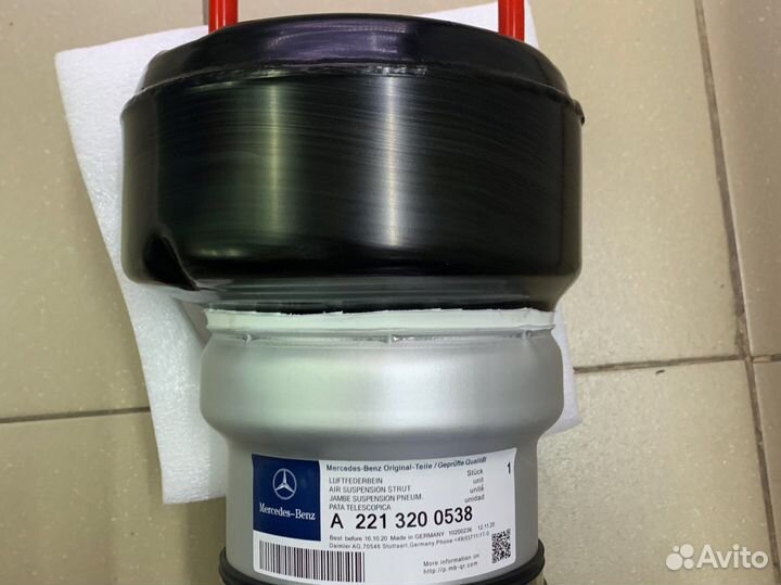 Стойка передняя правая Mercedes S W221 4matic