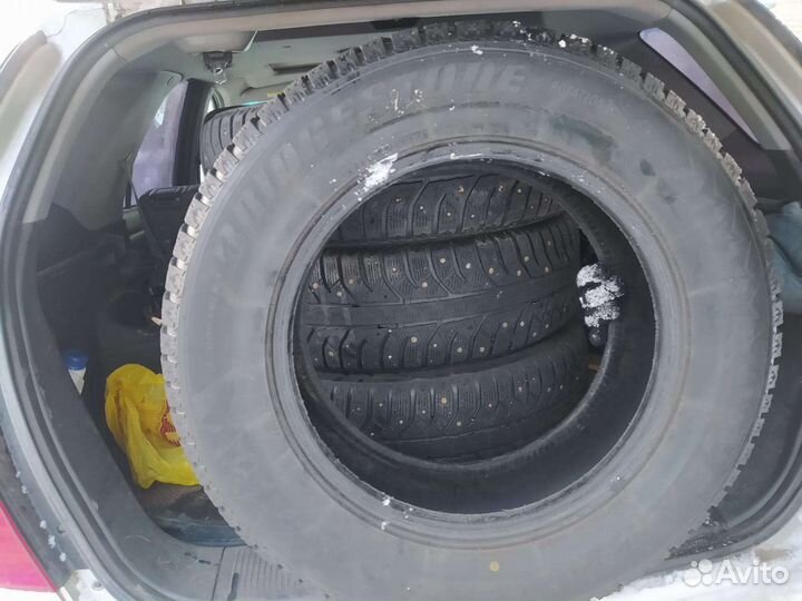 Bridgestone Ice Cruiser 5000 235/65 R17 108T