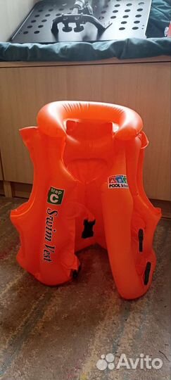 Детский надувной жилет