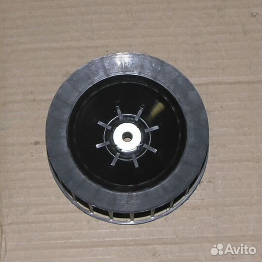 Крыльчатка вентилятора отопителя кабины камаз