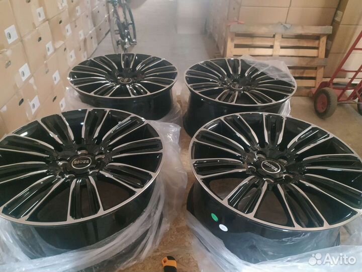 R21/5/120 Range Rover Vogue, Range Rover Sport