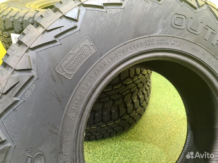 Nokian Tyres Outpost AT 235/85 R16