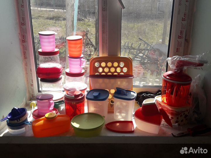 Посуда Tupperware новая совсем и новая с дефектом