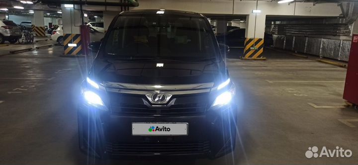 Toyota Voxy 2.0 CVT, 2018, 106 000 км