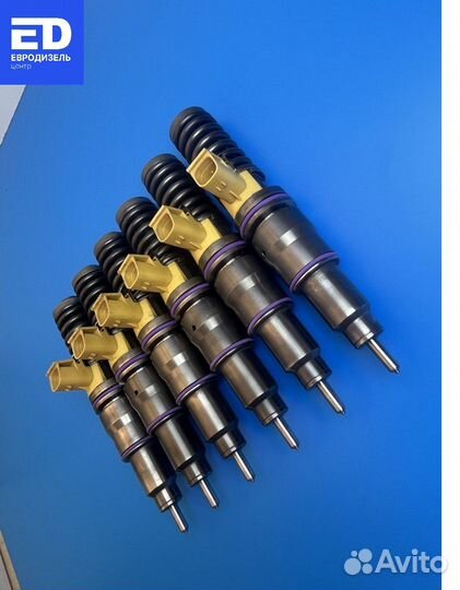 Насос-форсунки Volvo d12c 21582096