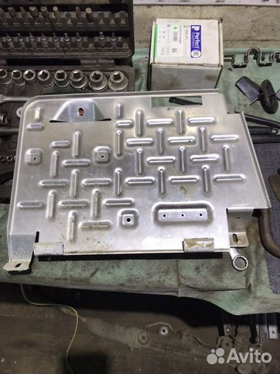 Накладка пола опора для ног справа Mercedes W220