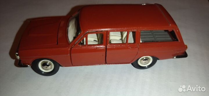 Модель СССР 1 43 волга газ 24-02