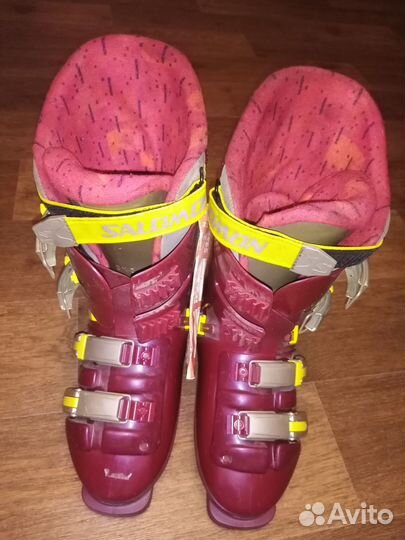 Горнолыжные ботинки
