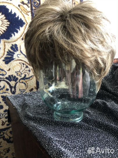 Парик женский короткий