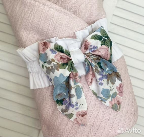 Конверт весенний на выписку для девочки