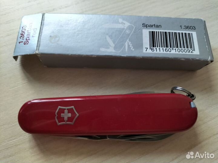 Настоящий швейцарский складной нож victorinox