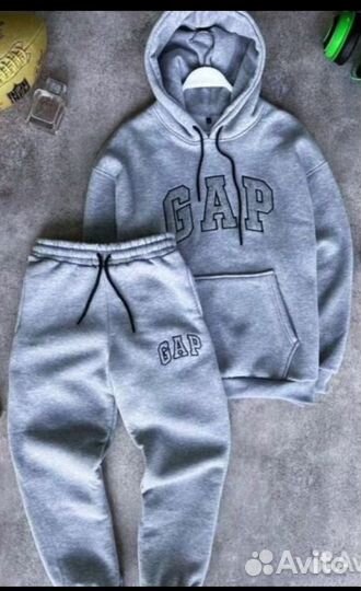 Спортивный костюм женский