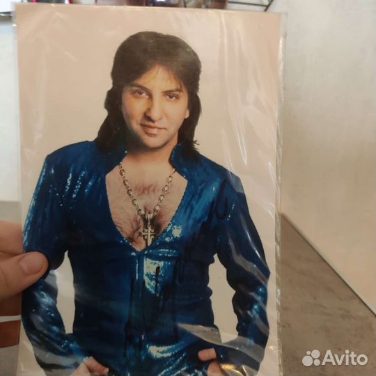 Фото с автографом знаменитости