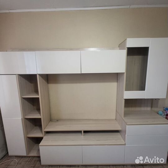 Стенка в гостиную б/у