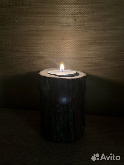 Подсвечник из можжевельника