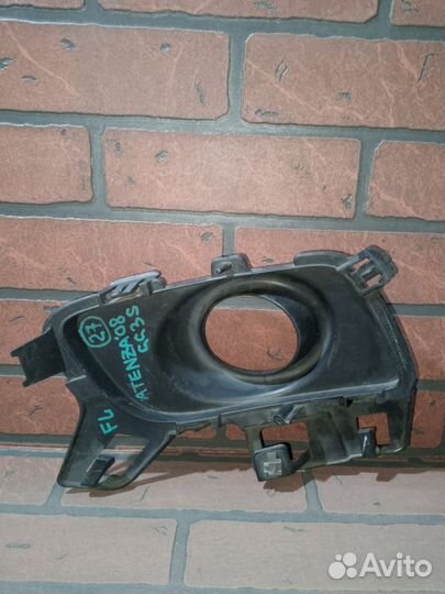 Оправа туманки mazda atenza GG3S LH