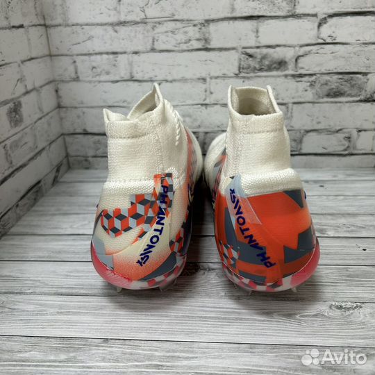 Бутсы Nike Phantom