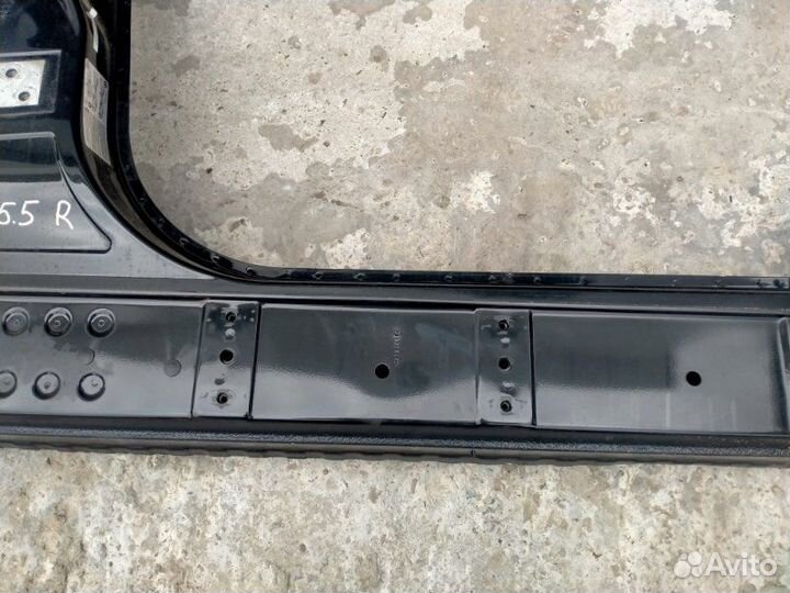 Стойка кузова средняя правая Bmw X5 E53 M54B30