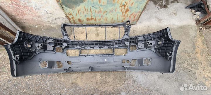 Бампер передний Фольксваген транспортер Т5